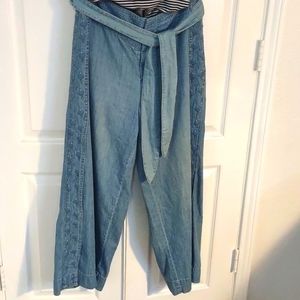 Pilcro & the letter press light weight chambray pants